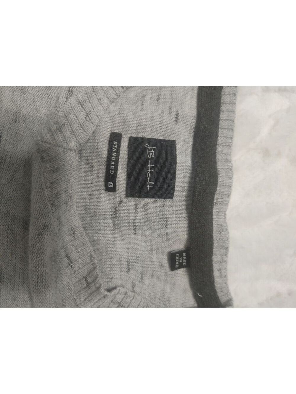 Men's J.B. Heath Standard M Grey Black Speckled V-Neck Sweater - Picture 4 of 7